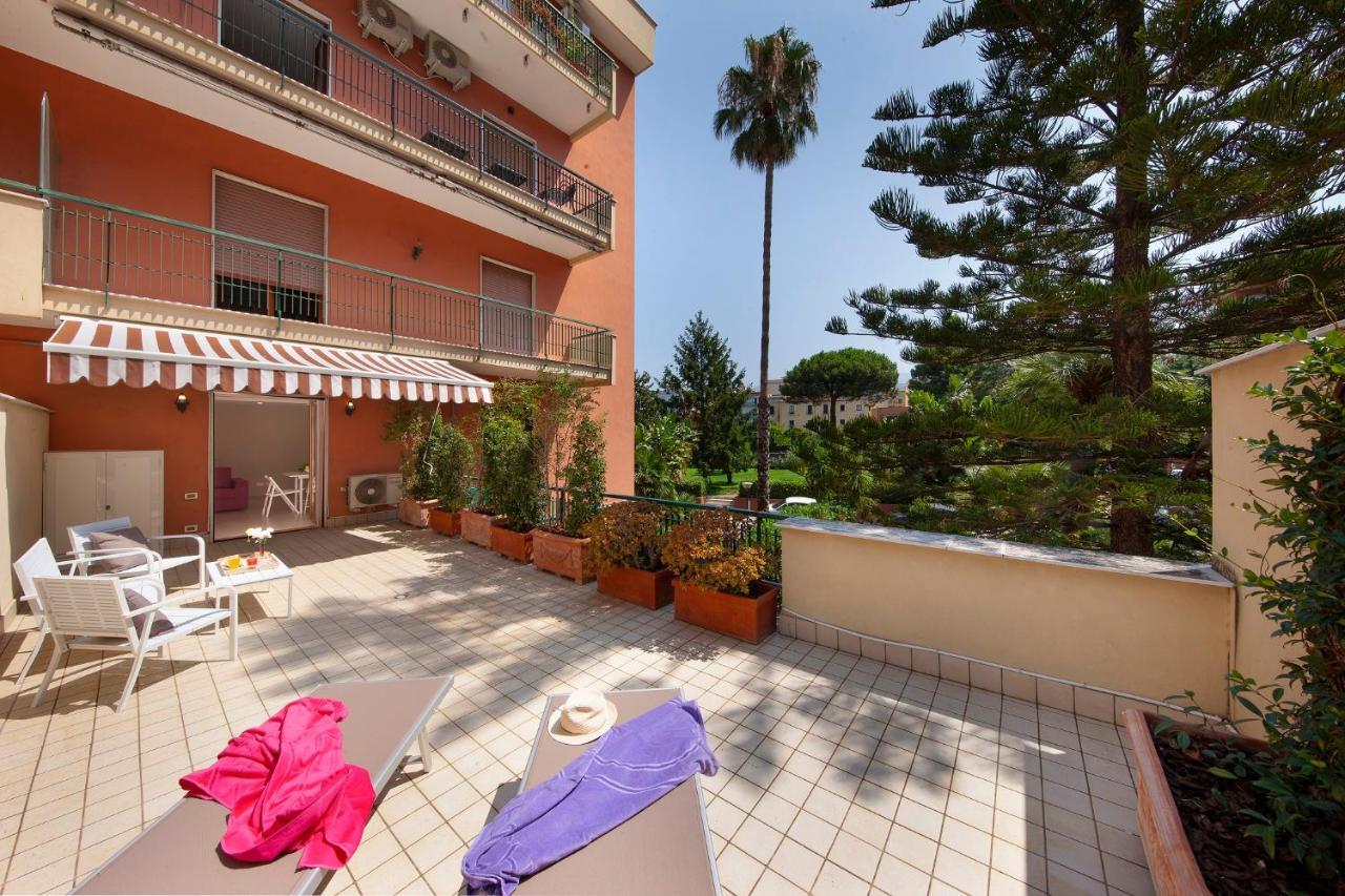 Enjoy Sorrento Apartment ภายนอก รูปภาพ