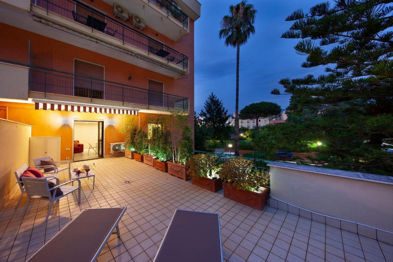 Enjoy Sorrento Apartment ภายนอก รูปภาพ